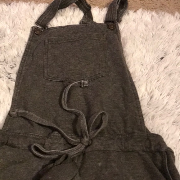 Dark green jumper💚🖤 - Picture 2 of 4